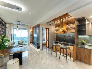 Gấp. chủ thiện chí bán gấp trong tháng căn hộ the peak, 89m2, lầu cao, nt cao cấp, giá 9,8 tỷ