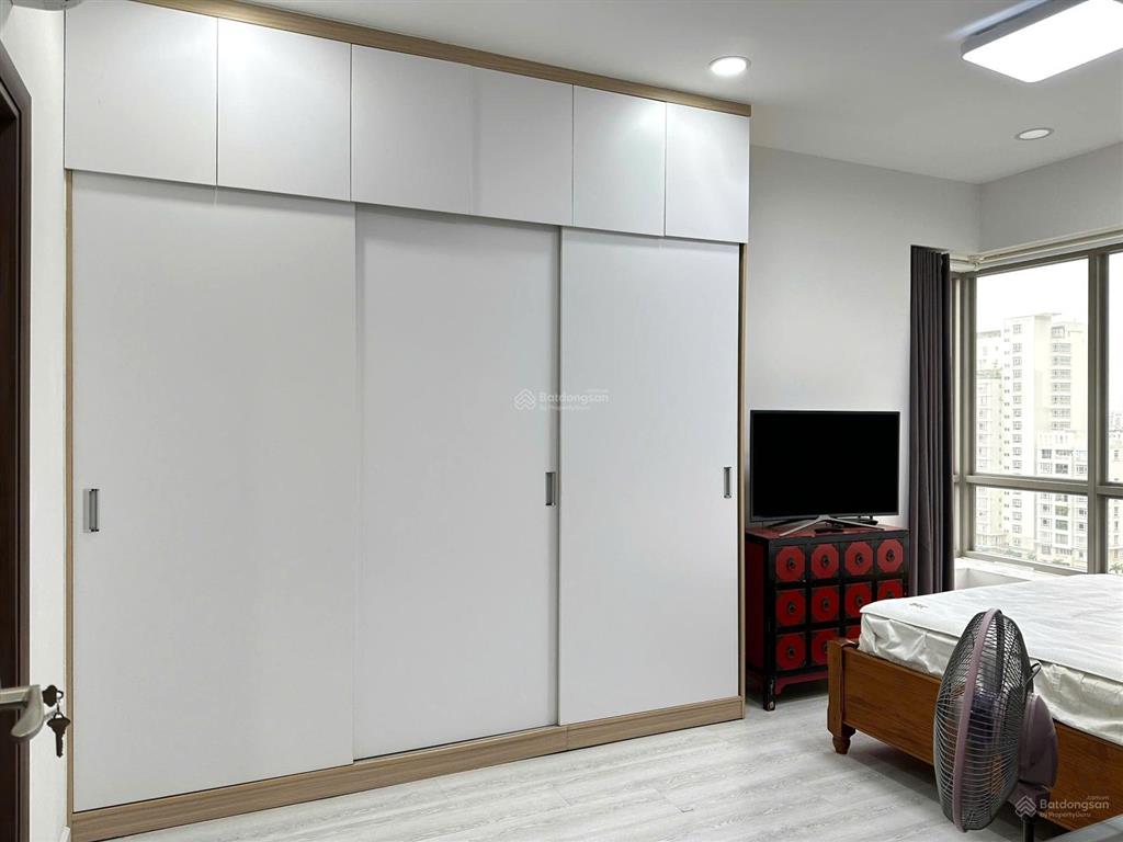 Gấp. chủ giảm giá bán gấp căn hộ 3pn cc hưng phúc, lầu cao, view biệt thự, giá 9,3 tỷ