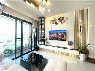Bán gấp căn hộ 2pn the antonia phú mỹ hưng, căn góc, lầu cao, đầy đủ nội thất cao cấp, giá 7,6 tỷ
