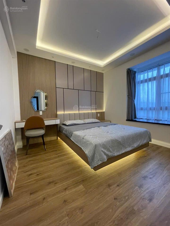 Gấp. chủ gửi bán gấp căn hộ mỹ phước, 108m2, 3pn, nội thất cao cấp, có thang máy, giá 7,990 tỷ