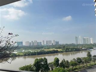 Gấp. chủ gửi bán gấp căn hộ panorama, ban công phòng khách nhìn sông và bến du thuyền giá 18,5 tỷ