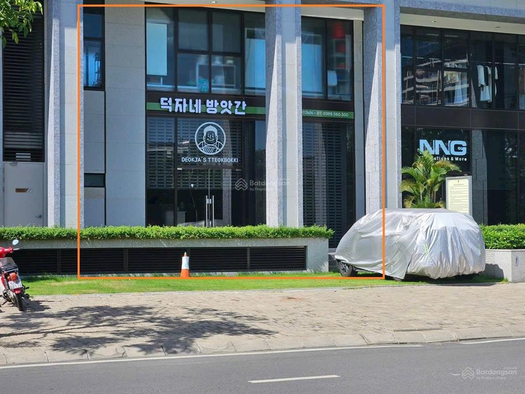 Gấp. chủ thiện chí lỗ 2 tỷ bán gấp shophouse midtown phú mỹ hưng mặt đường lớn 125m2 giá 24 tỷ