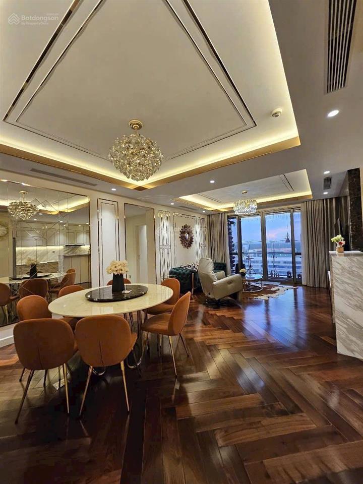 Bán căn hộ riverpark premier nội thất đẹp, có hđ thuê sẵn.  0901 764 ***