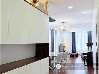 Bán gấp 3pn hoàng anh thanh bình q7 hcm nhà siêu rộng cực đẹp view q1 .  trang hatb 0905 521 ***.