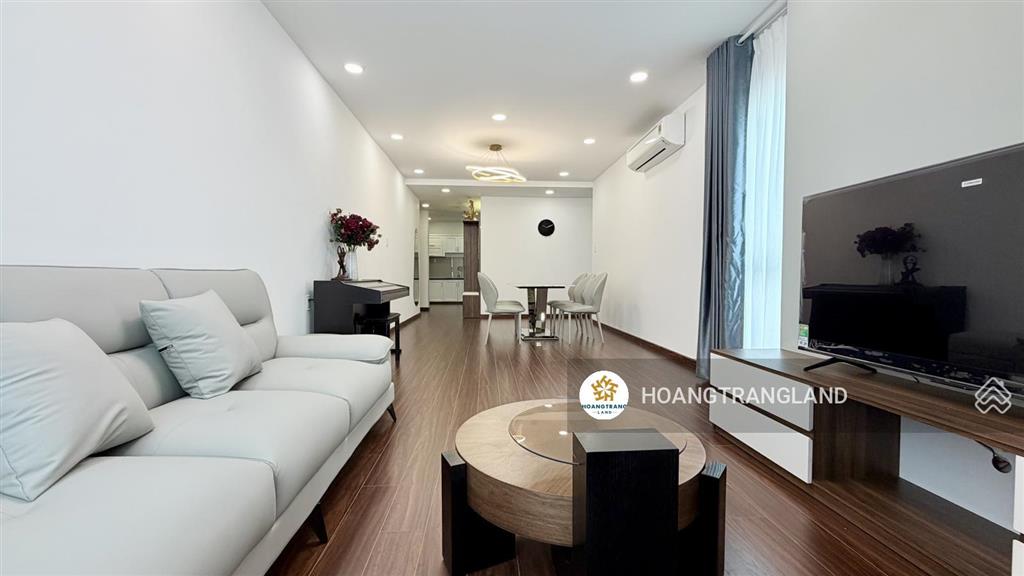 Bán gấp 3pn hoàng anh thanh bình q7 hcm nhà siêu rộng cực đẹp view q1.  trang hatb 0905 521 ***