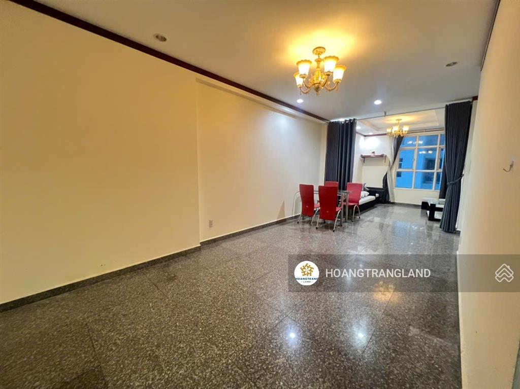 Bán gấp shophouse hoàng anh thanh bình q7 tp hcm  siêu rộng kinh doanh.  trang hatb 0905 521 ***
