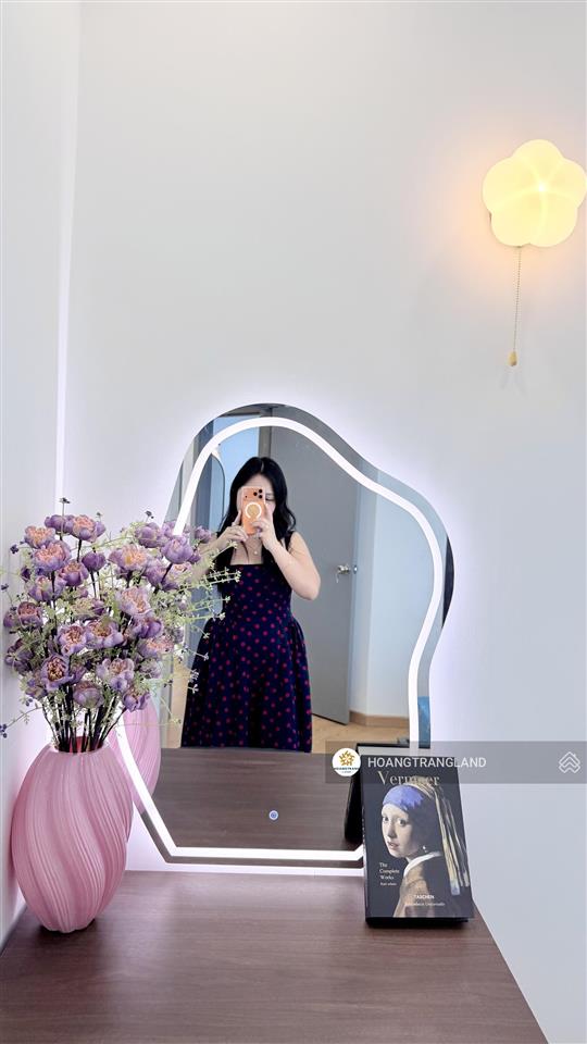 Bán gấp 2pn hoàng anh thanh bình q7 hcm nhà siêu rộng cực đẹp view q1 .  trang hatb 0905 521 ***.