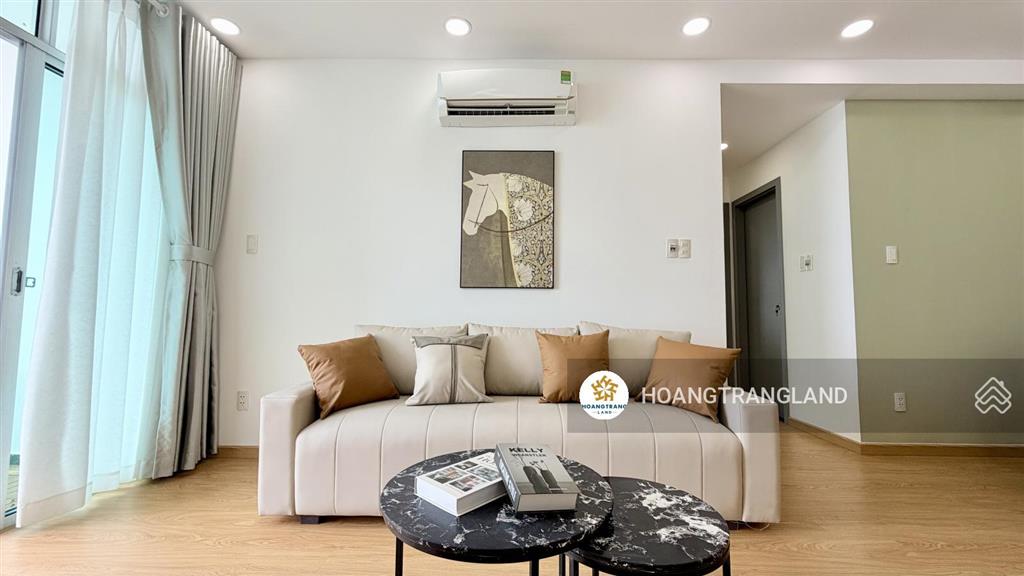 Bán gấp 2pn hoàng anh thanh bình q7 hcm nhà siêu rộng cực đẹp view q1 .  trang hatb 0905 521 ***.