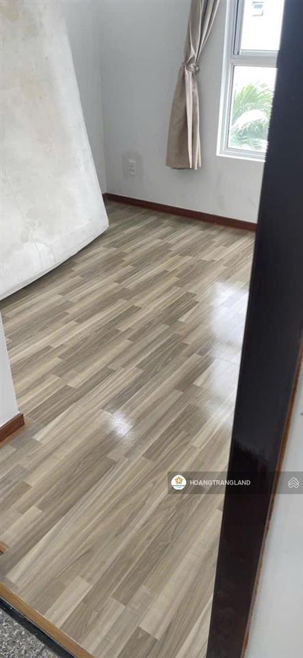 Bán nhanh c.h 2pn hoàng anh thanh bình q7 hcm nhà cơ bản giá cực tốt ạ .  trang hatb 0905 521 ***.