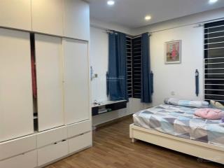 Đức khải q7. cần bán căn hộ 135m2, thiết kế 3pn 4wc nhà trống view sông giá 3.800 tỷ nhà sạch