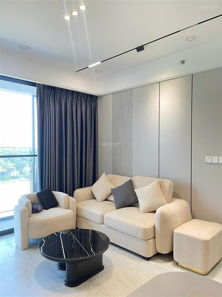 Cần cho thuê căn hộ cao cấp cardinal court 2pn giá 25tr/tháng  0916 769 *** e trang