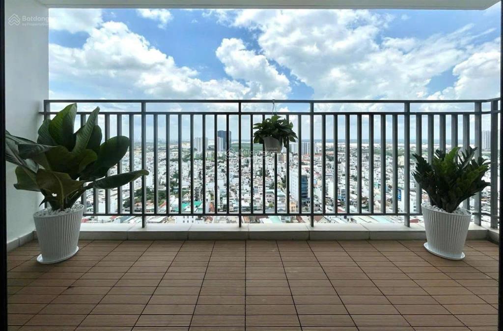 Cần tiền bán gấp căn hộ riviera point giá rẻ thị trường dt 148m2 giá 10.5 tỷ  0916 769 ***