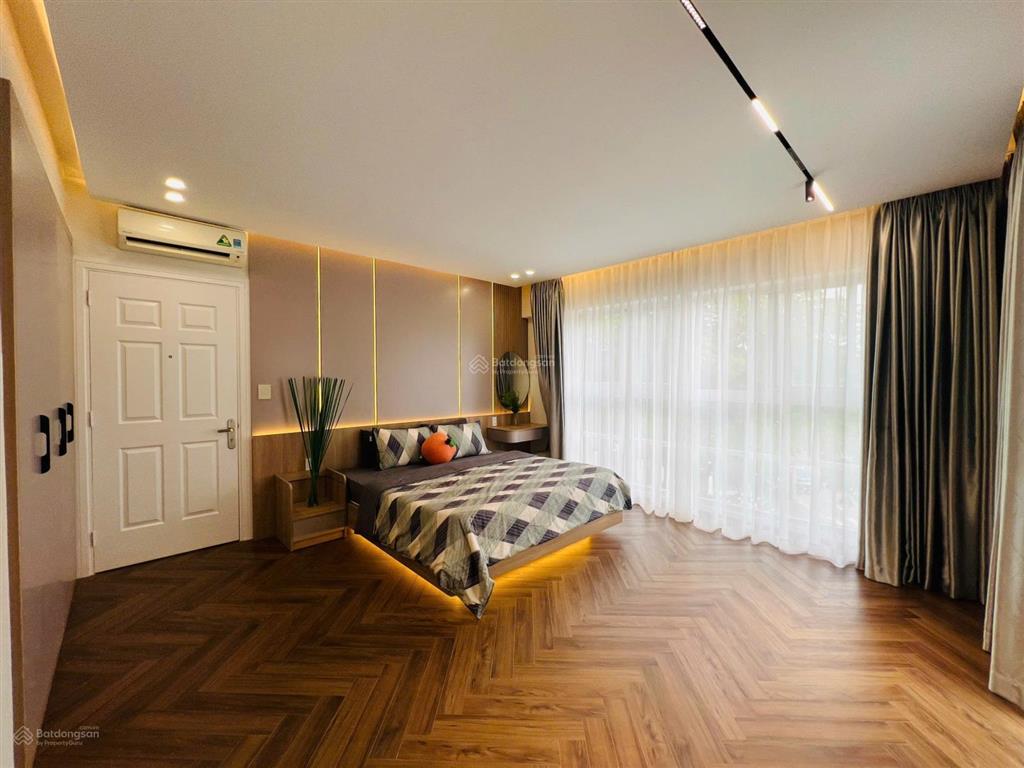 Căn hộ the view riviera point quận 7 bán gấp dt 125m2 giá 10 tỷ  0916 769 *** e trang