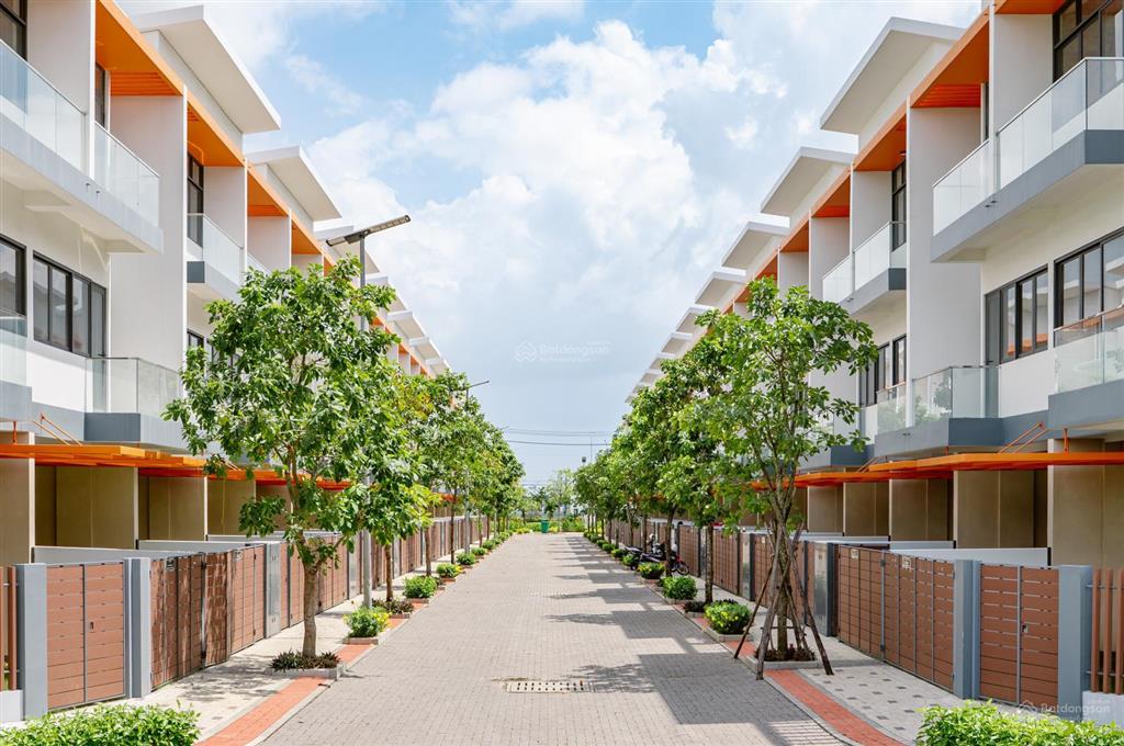Bán nhà phố elite life long hậu giá 4,050 tỷ/căn, chiết khấu tới 11%, thanh toán 30% nhận nhà ngay