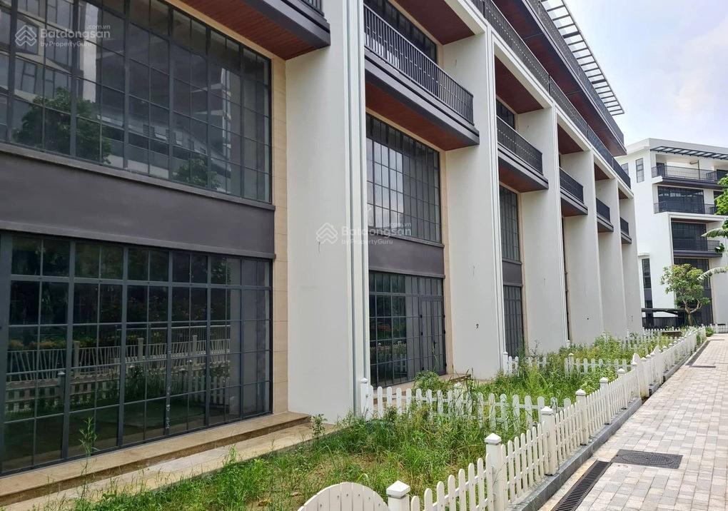 Chính chủ cho thuê căn góc shophouse 176m2, mặt tiền 15m, đường lê quang đạo.  0936 399 ***