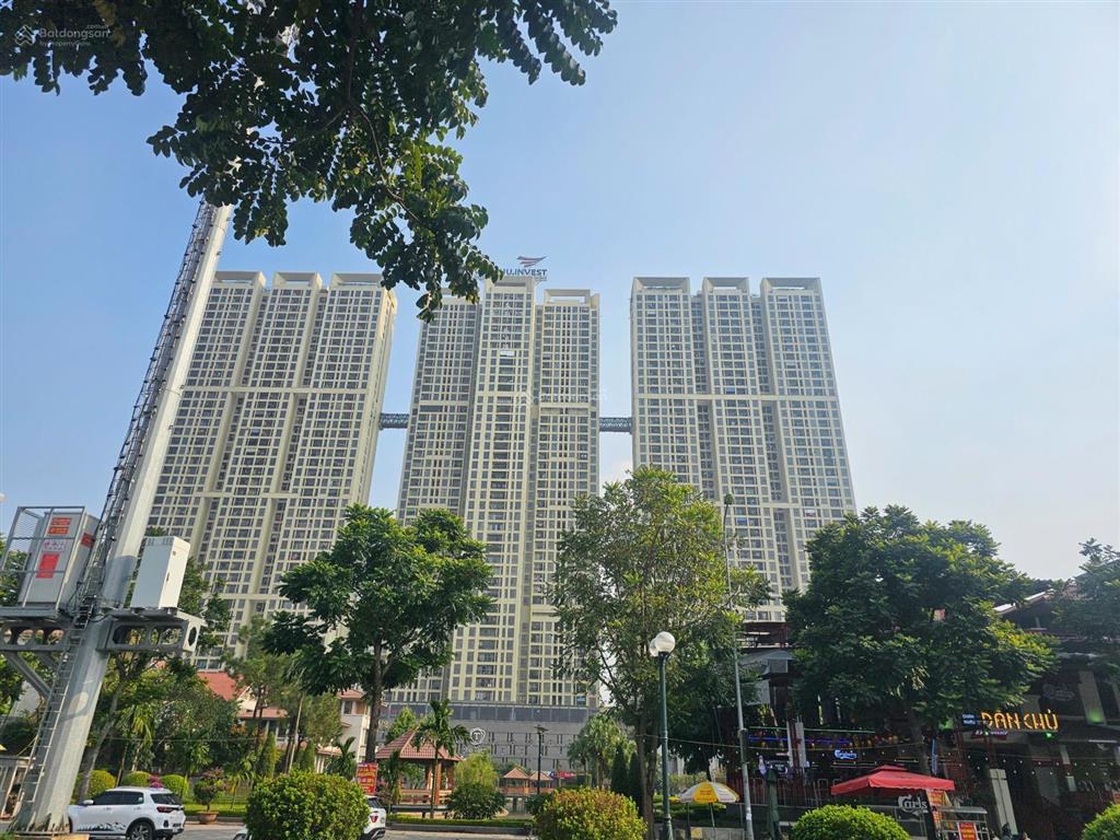 Cần cho thuê gấp biệt thự mặt hồ an hưng  dương nội để kinh doanh hoặc trường mầm non