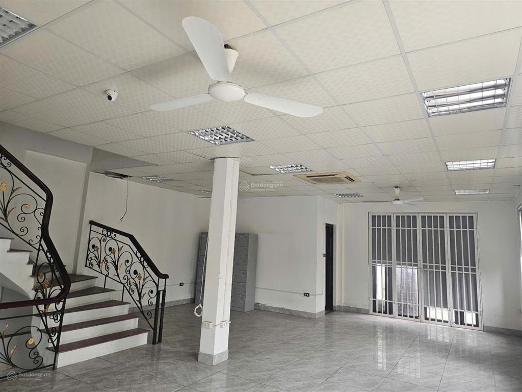 Chính chủ cho thuê biệt thự dương nội căn góc 250m2 full nội thất để ở và vp kinh doanh. giá tốt