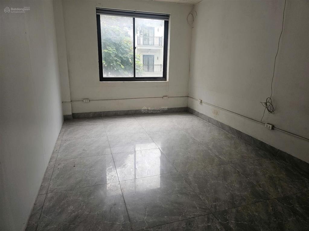 Chính chủ cho thuê biệt thự dương nội căn góc 250m2 full nội thất để ở và vp kinh doanh. giá tốt