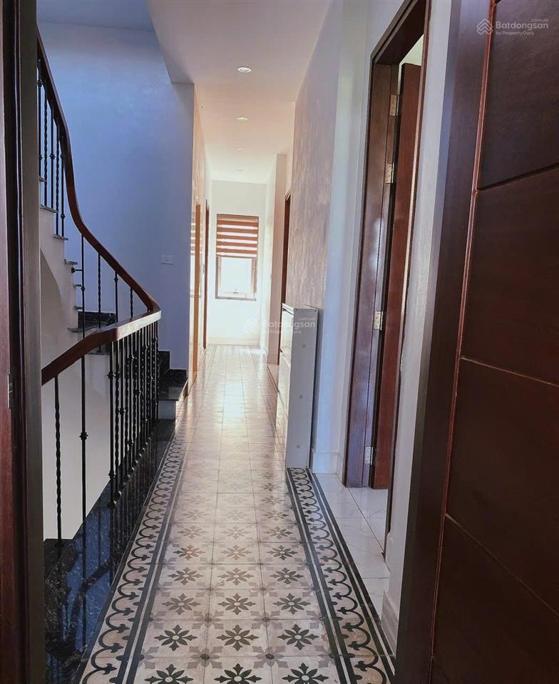 Cho thuê biệt thự nam cường  khu đô thị dương nội. dt 180m2, nội thất và vị trí cực đẹp. giá tốt