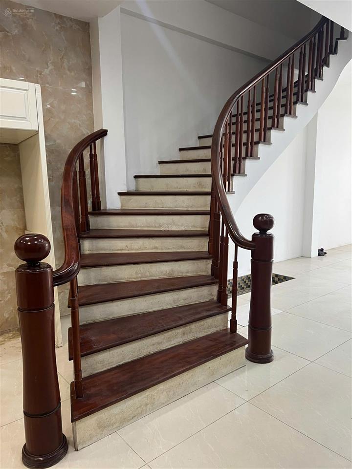 Chính chủ cho thuê gấp liền kề mặt đường 40m, kđt an hưng. hoàn thiện văn phòng.  0936 399 ***