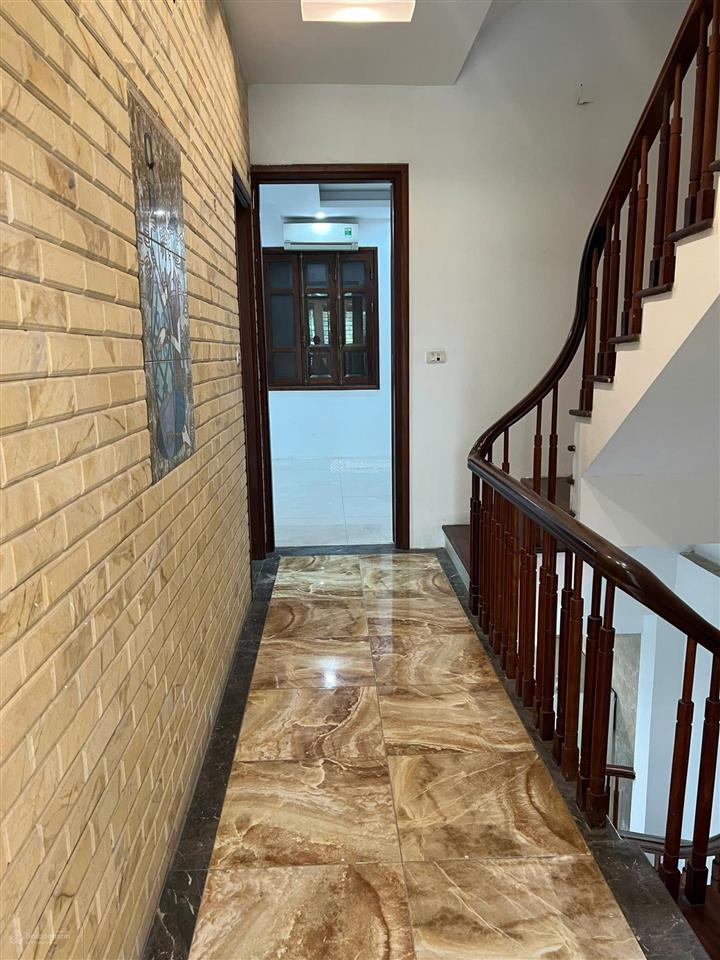 Chính chủ cho thuê gấp liền kề mặt đường 40m, kđt an hưng. hoàn thiện văn phòng.  0936 399 ***