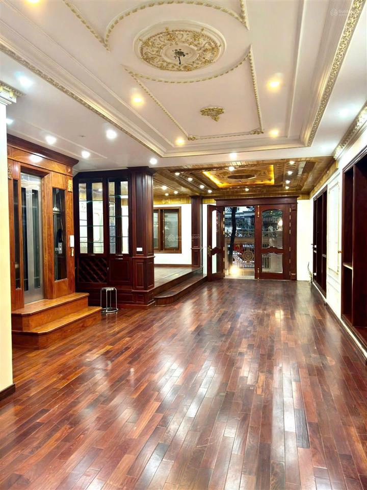 Cần cho thuê biệt thự kđt văn khê lâu dài, dt 180m2, hoàn thiện nội thất để ở cực đẹp. giá tốt