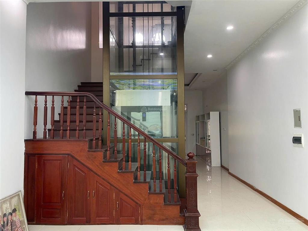 Chính chủ cho thuê shophouse liền kề flc premier đại mỗ. dt 120m², hoàn thiện văn phòng, thang máy