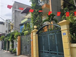 Chính chủ cần bán gấp căn nhà đường hoàng quốc việt. thiết kế đẹp, mới xây 5 tầng, có thang máy