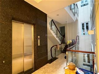 Bán gấp nhà 5 tầng, đường hoàng quốc việt. thiết kế đẹp, có thang máy, full nội thất về ở được luôn