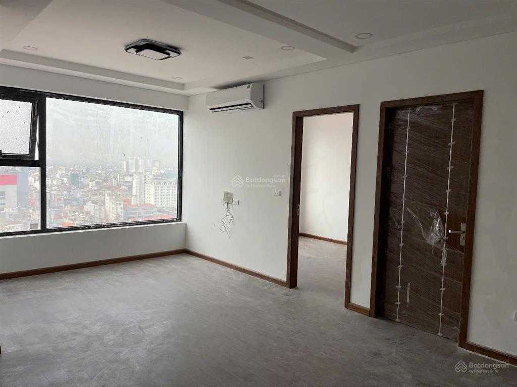 Chính chủ cần bán căn gấp hộ thương mại 88,3m2 (3 phòng ngủ, 2 wc) đẹp nhất dự án