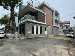 Mảnh đất vô cùng đẹp, hàng tuyển chọn lên kệ. mua đất tặng nhà 2.5 tầng. đt 0961 648 ***