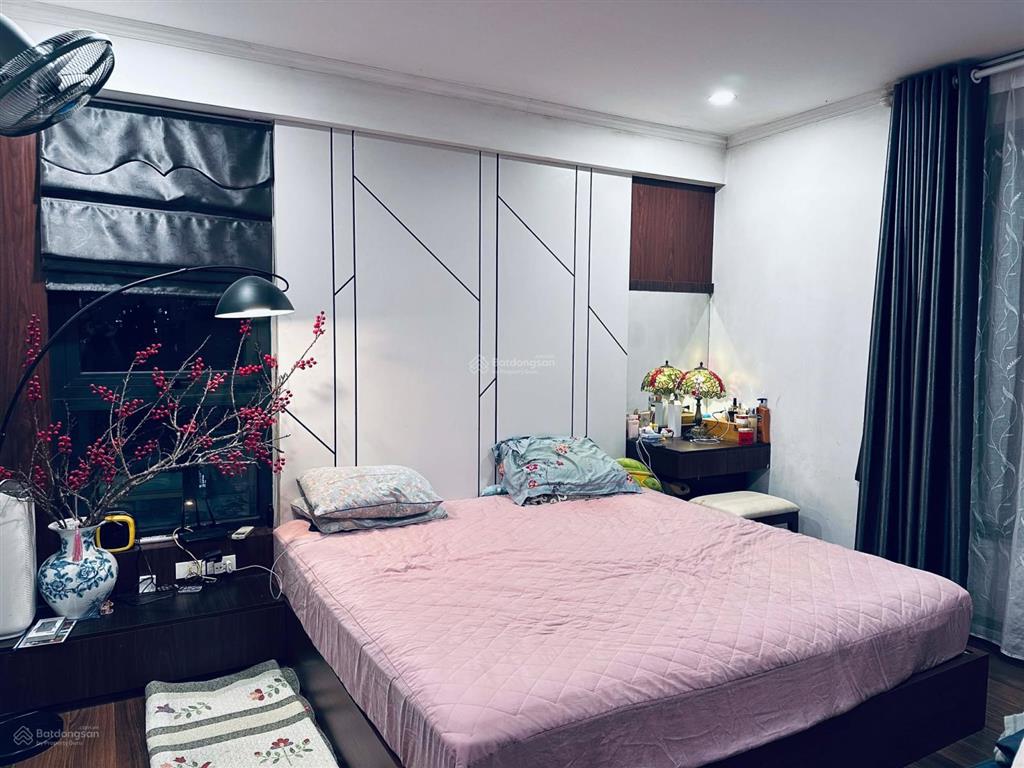 Chuyển nhượng căn góc 3 ngủ, full nội thất nhập khẩu cao cấp, kèm 1 slot ô tô
