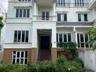 Chính chủ cần tiền bán cắt lỗ căn góc đầu hồi siêu đẹp. sổ đỏ lâu dài.