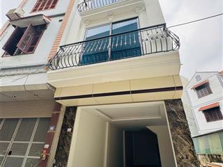 Cần bán cả đất và nhà trục chính liên thôn lai xá, hoài đức. oto đỗ cửa. giá nhỉnh 10 tỷ