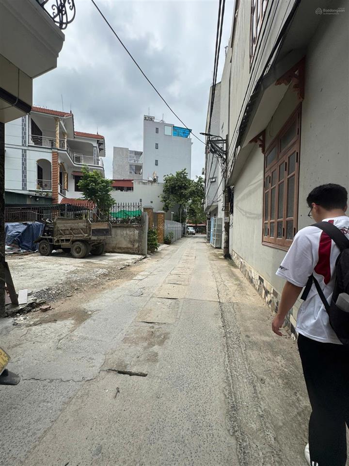 Cần bán cả đất và nhà trục chính lai xá, hoài đức. oto đỗ cửa. giá nhỉnh 10 tỷ