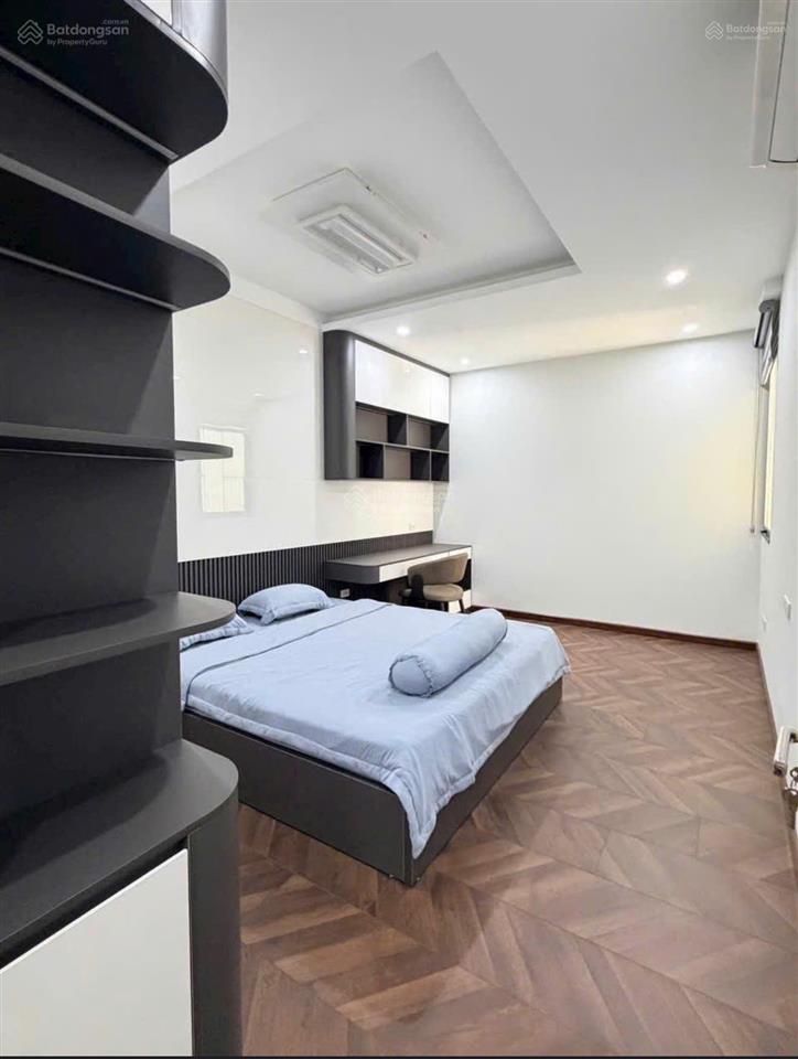 Cc bán căn góc 3 ngủ tầng 16 full nội thất nhập khẩu cao cấp. giá nhỉnh 11 tỷ (miễn trung gian)