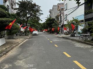 Bán 1 cặp lê văn tâmbán 1 cặp lê văn tâmhướng namsát tthc quận,minh tuyếtnhà đất biển ngọc