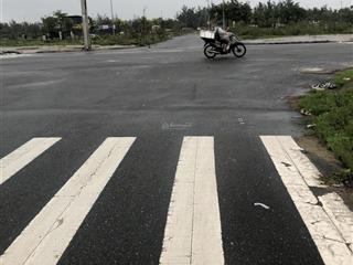 Còn sót lô góc nguyễn đức thuậnvũ duy đoánminh tuyếtnhà đất biển ngọc