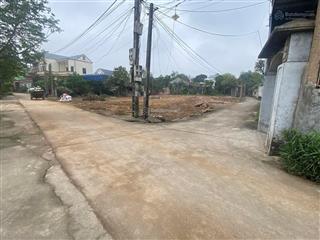 Đất thổ cư cách đường tràng phố hoa 200m dt 180m2 giá rẻ đường 6m