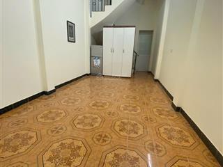 Cho thuê nhà riêng khép kín 50m2, 2 tầng, 10.5 triệu 1 tháng