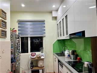 Cho thuê căn 75m2, 2pn, 2vs, căn góc đủ đồ chung cư 195 phố đội cấn