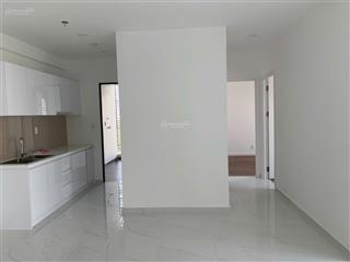 Bán căn hộ d'lusso 2pn tầng cao view thoáng, giá 6 tỷ có thương lượng