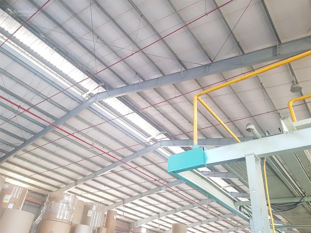 Kho xưởng cho thuê 1100m2 giá chỉ 125.000/m2/th long hậu, đầy đủ tiện ích vào hoạt động ngay