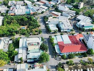Cho thuê kho xưởng tại long hậu 300m2, giá 15tr/tháng đầy đủ tiện ích.  0937 544 ***