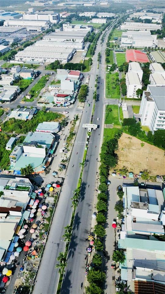 Cho thuê kho xưởng tại long hậu 300m2, giá 15tr/tháng đầy đủ tiện ích.  0937 544 ***