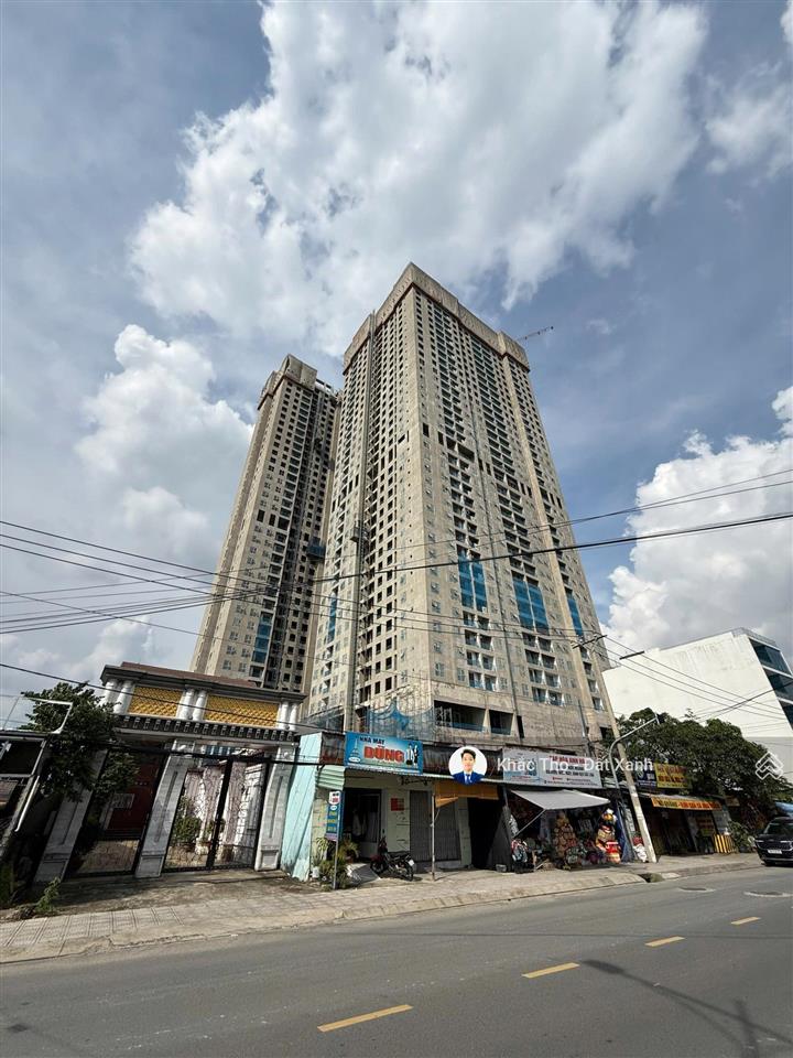 Bán căn hộ 3pn + 2wc giá 3 tỷ 010 tại a&t sky garden  0933 998 ***