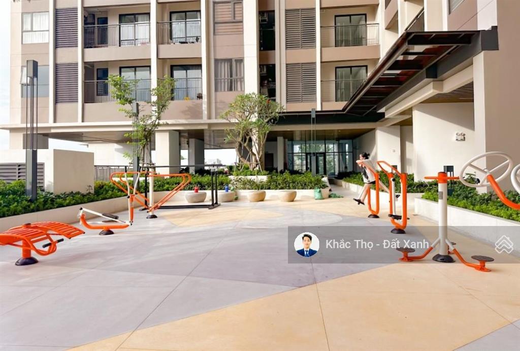 Bán căn 2pn 63m2 opal skyline, giá 1,950 tỷ, sổ sẵn sang tên.  thọ 0933 998 ***