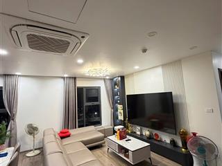 Chính chủ bán căn đập thông view hồ công viên gia lâm full nội thất dự án bule star trâu quỳ.