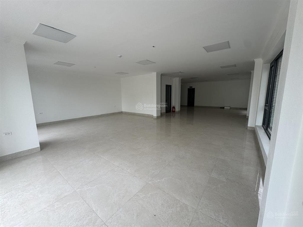 Cho thuê biệt thự mặt đường chính dự án tổng cục 5 tân triều