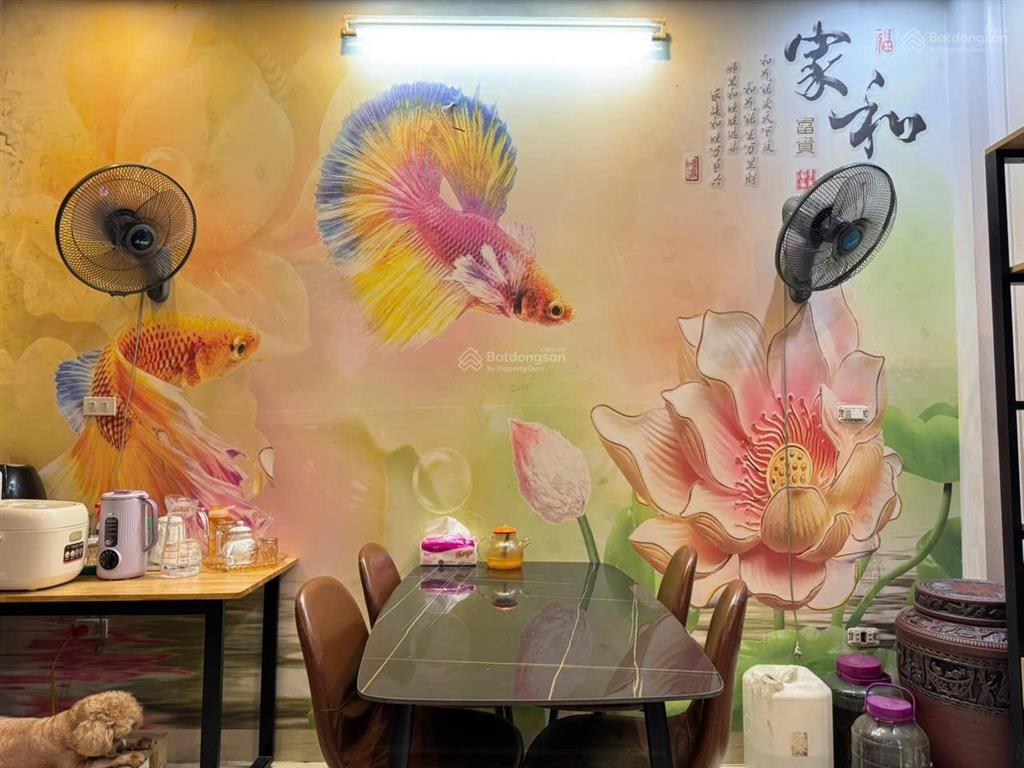 Chủ nhà cần bán nhà vườn 100m hoàn thiện giá 26 tỷ